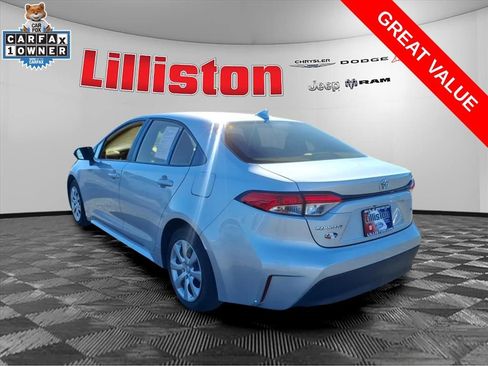 Used 2024 Toyota Corolla LE image 5