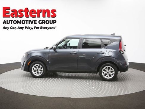 Used 2025 Kia Soul LX w/ LX Technology Package FWD image 60