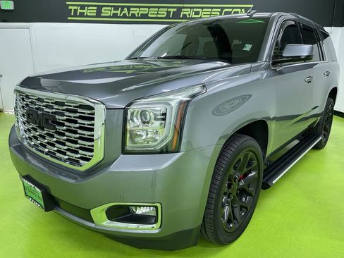 Used 2020 GMC Yukon Denali w/ Denali Premium Package image 5