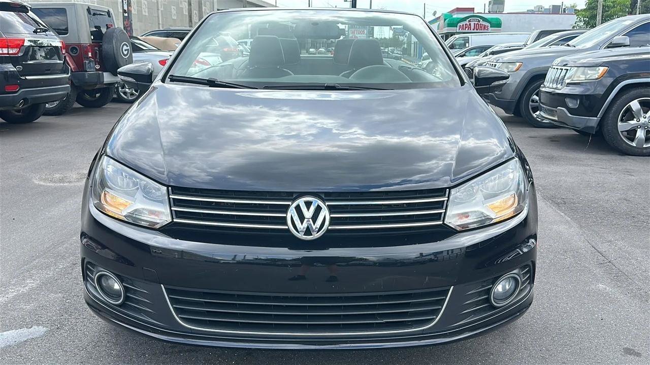Used 2015 Volkswagen Eos Komfort FWD image 13