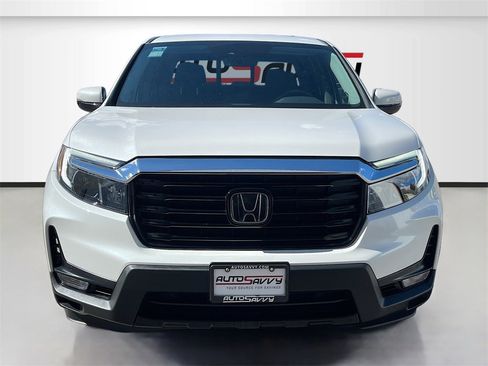 Used 2023 Honda Ridgeline RTL-E image 2
