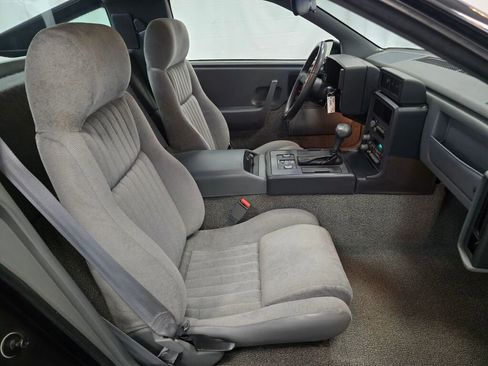 Used 1988 Pontiac Fiero GT image 96