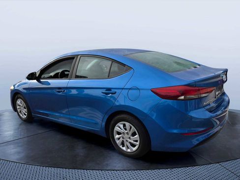 Used 2018 Hyundai Elantra SE FWD image 5