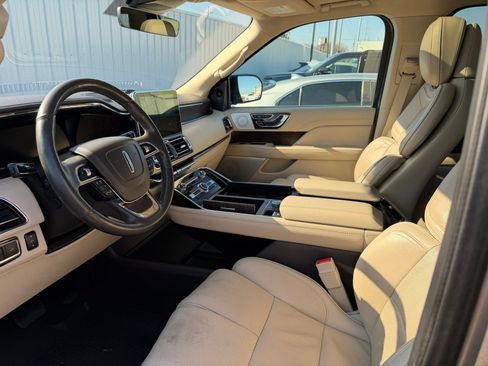 Used 2019 Lincoln Navigator L Reserve w/ Cargo Package image 11