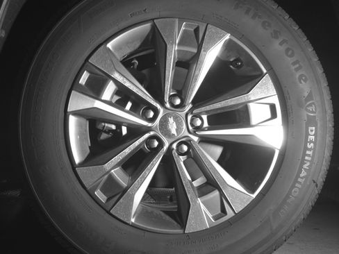 Used 2025 Chevrolet Equinox LT FWD image 12