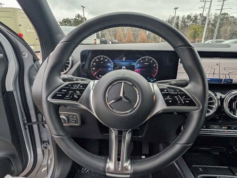 Used 2025 Mercedes-Benz GLA 250 GLA 250 image 10