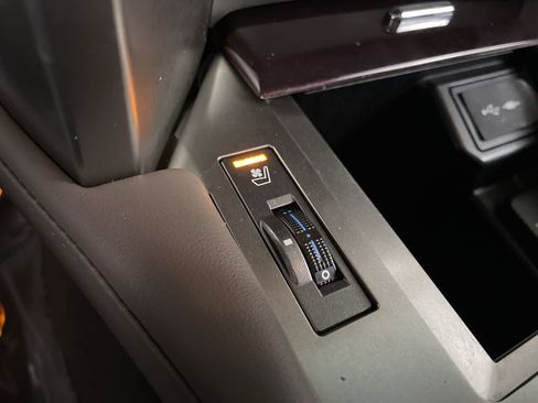 Used 2019 Lexus GX 460 Premium AWD/4WD image 28