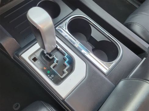 Used 2015 Toyota Tundra Platinum image 19