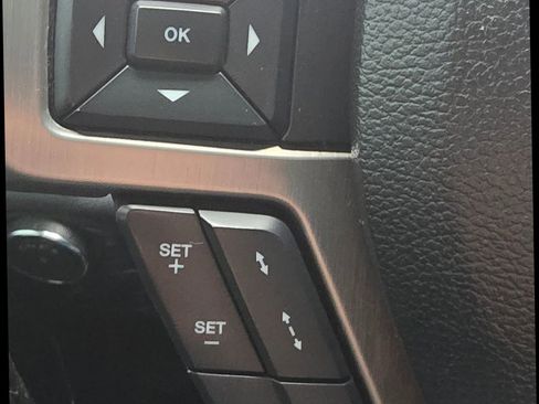 Used 2017 Ford F250 Platinum w/ Platinum Ultimate Package image 28