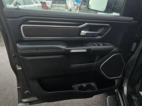 Used 2022 RAM 1500 Laramie AWD/4WD image 14