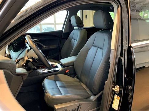 Used 2025 Audi Q5 Premium w/ Convenience Package AWD/4WD image 5