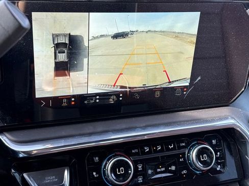 Used 2024 GMC Sierra 2500 Denali Ultimate image 25