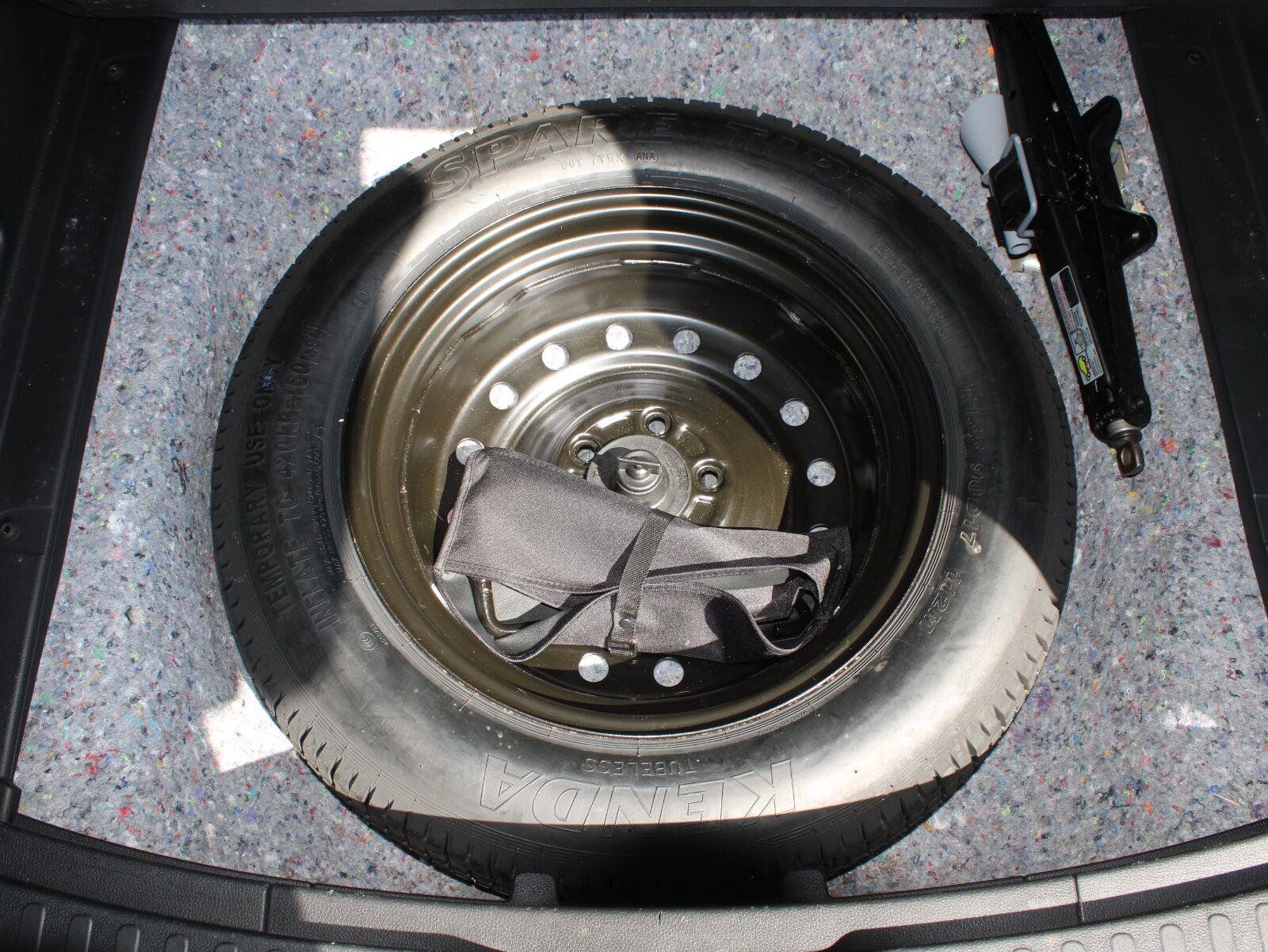 Used 2022 Honda CR-V Touring image 9