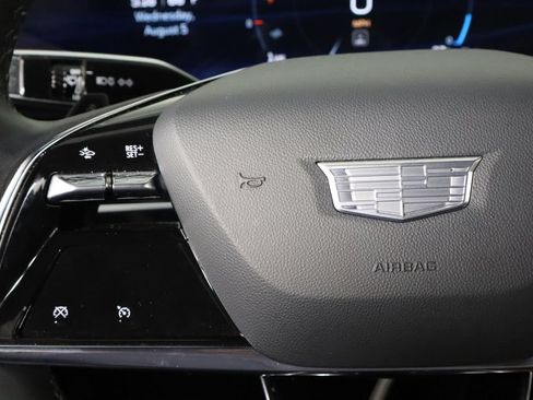 Used 2024 Cadillac Lyriq Tech AWD/4WD image 8
