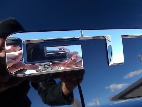 Used 2023 Ford Mustang GT Premium image 32