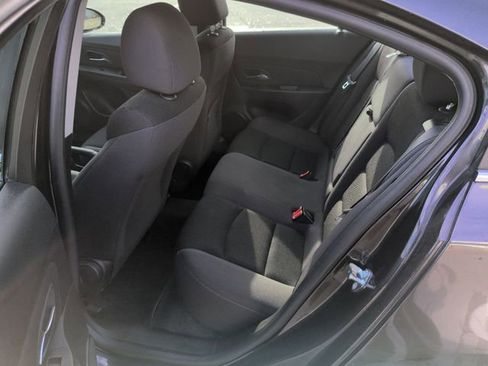 Used 2016 Chevrolet Cruze LT image 23