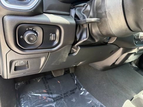 Used 2023 RAM 1500 Big Horn RWD image 19