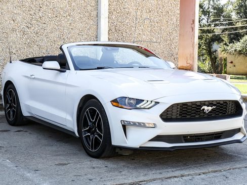Used 2022 Ford Mustang Premium image 8