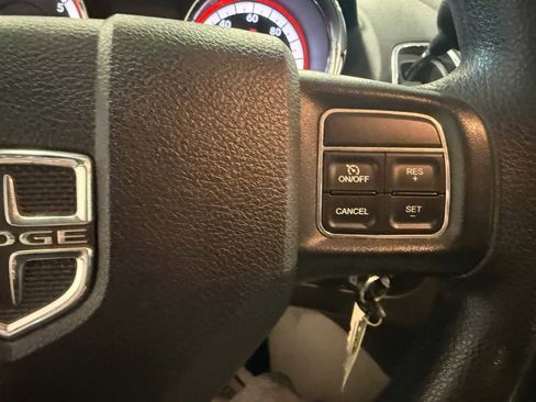 Used 2015 Dodge Grand Caravan SXT FWD image 28
