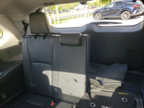 Used 2024 Toyota Grand Highlander Platinum AWD/4WD image 14