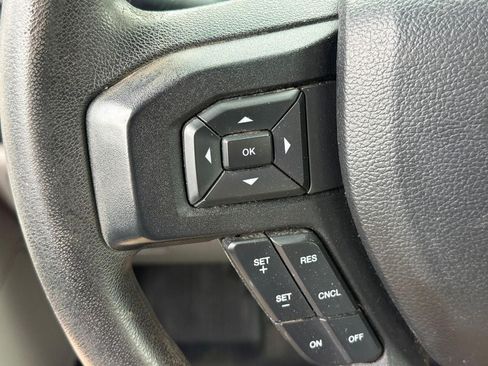 Used 2016 Ford F150 XL w/ Equipment Group 101A Mid AWD/4WD image 13