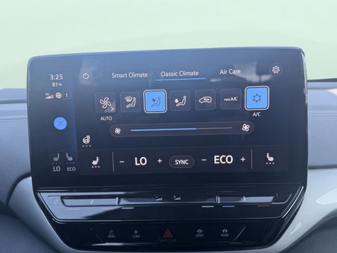 Used 2023 Volkswagen ID.4 Pro S image 50