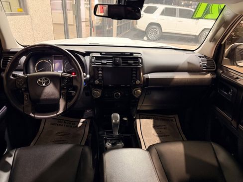 Used 2021 Toyota 4Runner TRD Off-Road Premium image 17