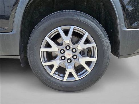 Used 2020 GMC Acadia SLT FWD image 22