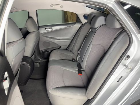 Used 2011 Hyundai Sonata GLS image 23