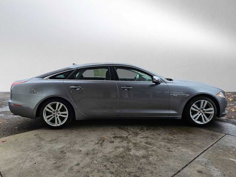 Used 2015 Jaguar XJ L Portfolio image 4