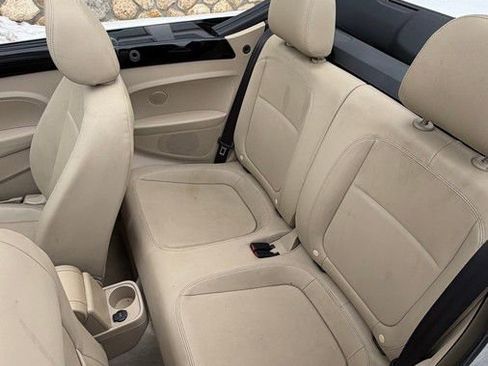 Used 2014 Volkswagen Beetle TDI image 30