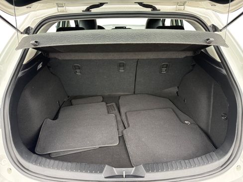 Used 2018 MAZDA MAZDA3 Touring image 17