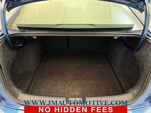 Used 2019 Volkswagen Jetta SEL FWD image 17