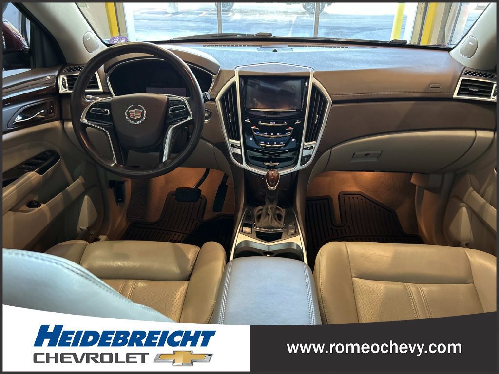 Used 2015 Cadillac SRX Luxury FWD image 16