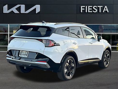 New 2026 Kia Sportage SX image 4