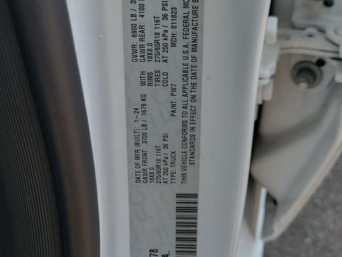 Used 2024 RAM 1500 Laramie image 35