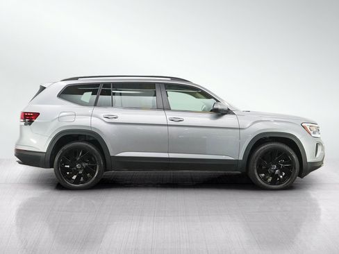 Used 2026 Volkswagen Atlas SE AWD/4WD image 6
