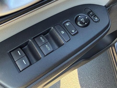 Used 2019 Honda CR-V EX-L image 18