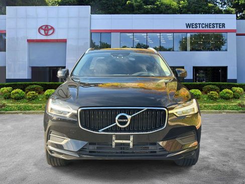 Used 2019 Volvo XC60 T5 Momentum w/ Multimedia Package image 2