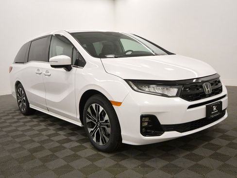 New 2026 Honda Odyssey Elite image 9