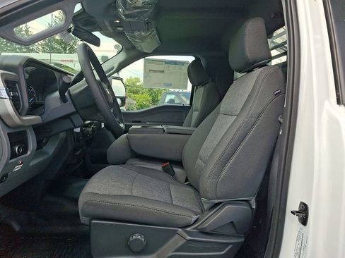 New 2026 Ford F550 4x4 Regular Cab Super Duty image 8