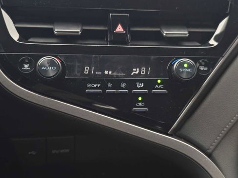 Used 2024 Toyota Camry XLE image 31