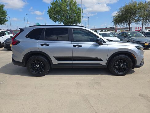 Used 2024 Honda CR-V Sport image 2