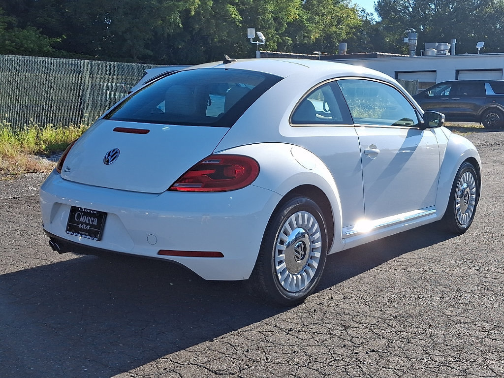 Used 2014 Volkswagen Beetle 2.5 FWD image 9