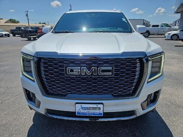 Used 2024 GMC Yukon XL Denali Ultimate AWD/4WD image 12