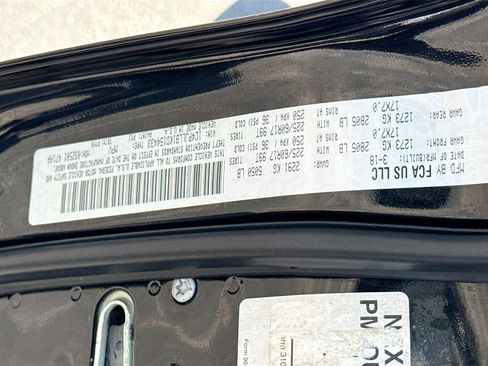 Used 2019 Jeep Cherokee Latitude Plus FWD image 42