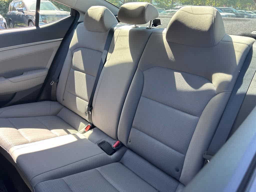 Used 2017 Hyundai Elantra SE w/ SE A/T Tech Package 03 FWD image 6