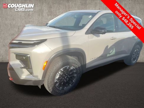 Used 2026 Chevrolet Traverse Z71 w/ Driver Confidence Package AWD/4WD image 3