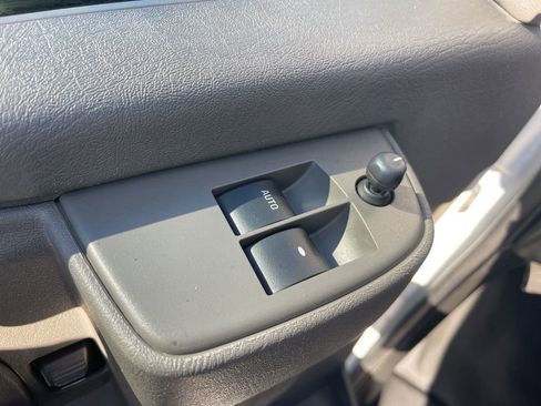 Used 2023 GMC Savana 2500 w/ Driver Convenience Package image 18