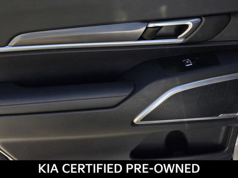 Certified 2024 Kia Telluride S w/ S Sunroof Package AWD/4WD image 11